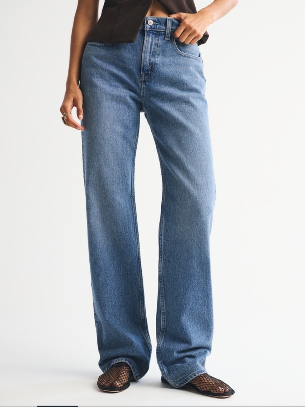 Abercrombie & Fitch Medium Wash Distressed 90s Relaxed High Rise Jeans